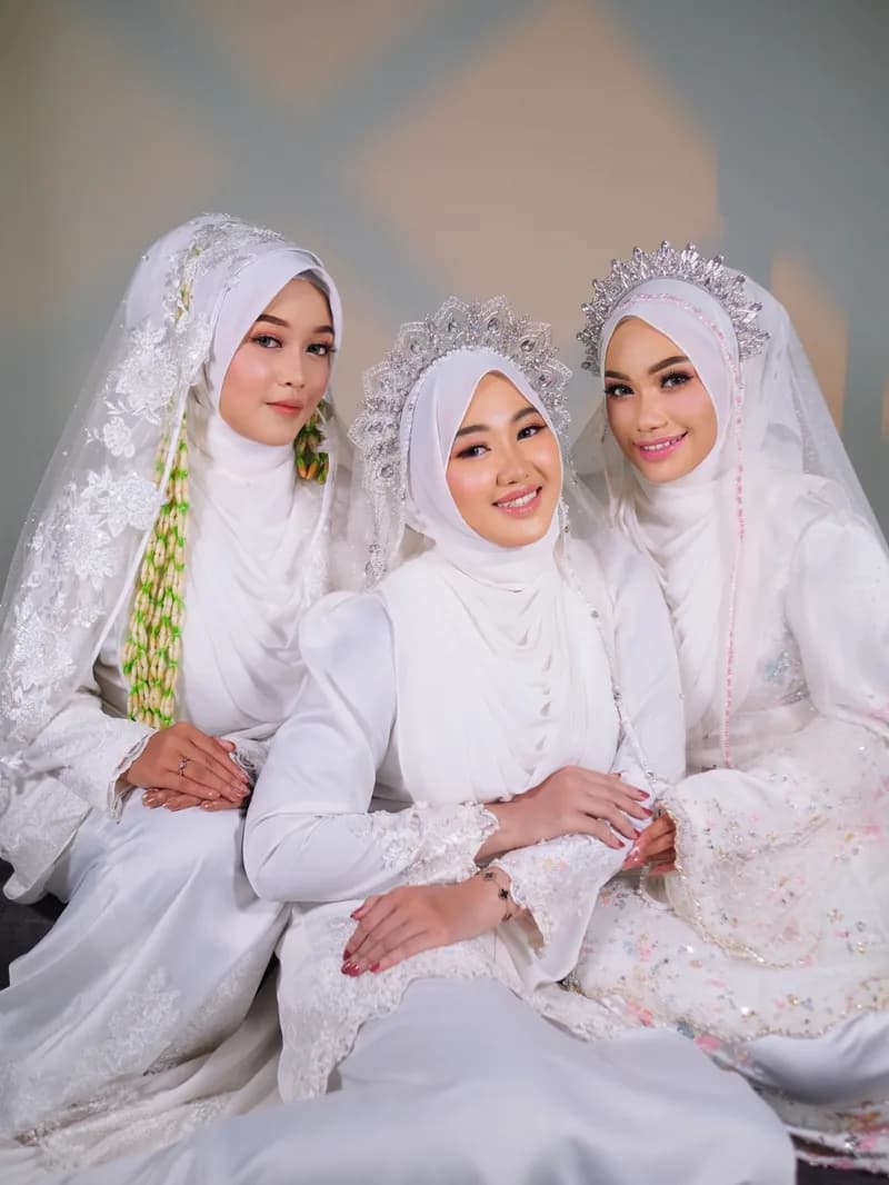 Makeup wisuda fresh tahan lama Griesmakeup